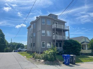 22 Sheffield Ave Floor 1, North Providence, RI 02911