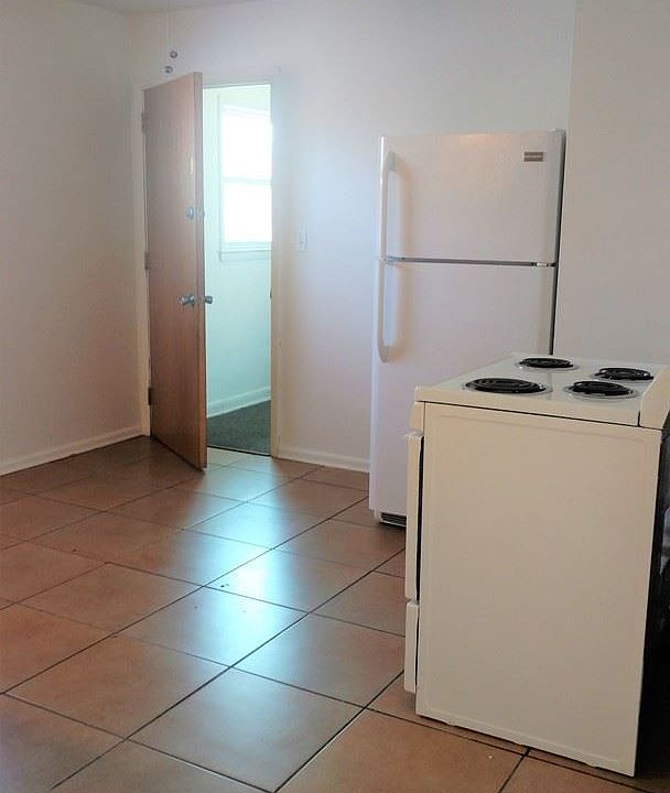 1st image of 4125 W Morgan Ave APT 3