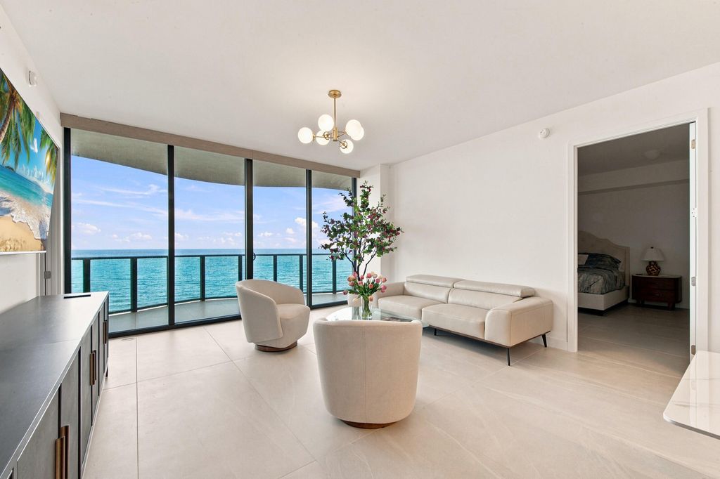 900 N Ocean Blvd #705, photo 5