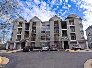 5115 Travis Edward Way APT F, Centreville, VA