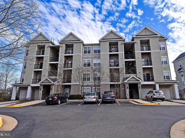 5115 Travis Edward Way APT F, Centreville, VA 20120
