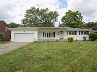 780 Teakwood Dr, Youngstown, OH 44512