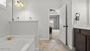 203 Holmes Point Ct — Photo 38