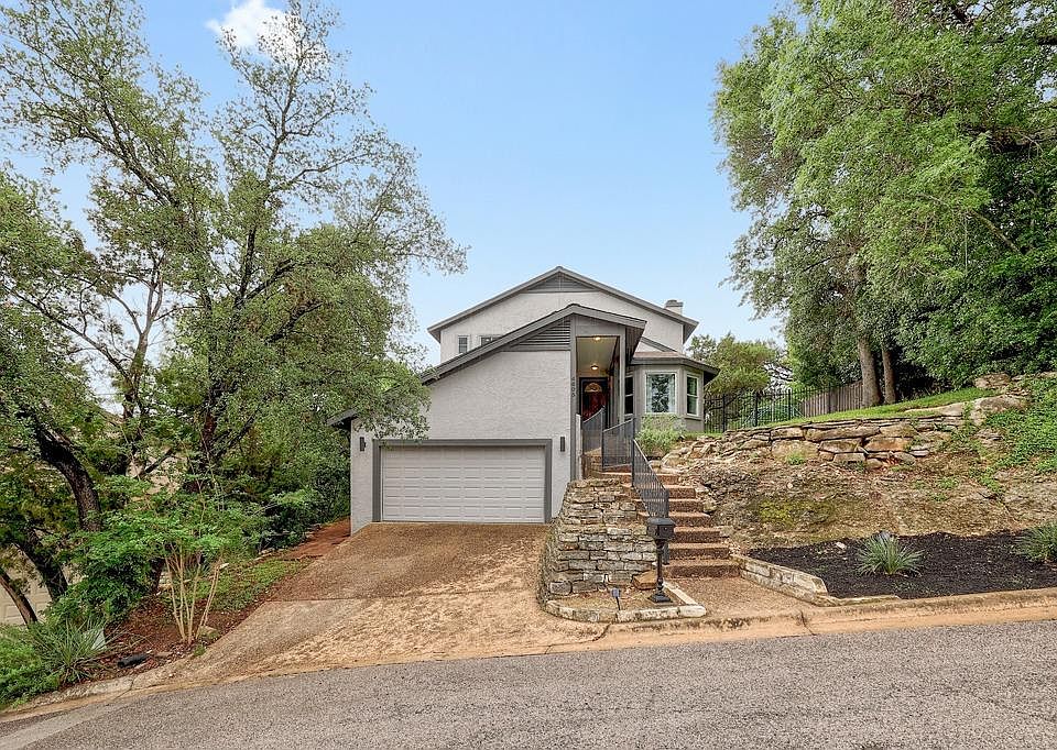 1st image of 4605 Beechwood Holw