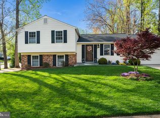 9219 Claytonia Ln, Annandale, VA 22003