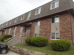 5511 34th Ave #4, Moline, IL 61265