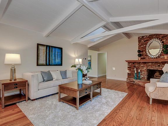 4th image of 18951 Hargrave Way