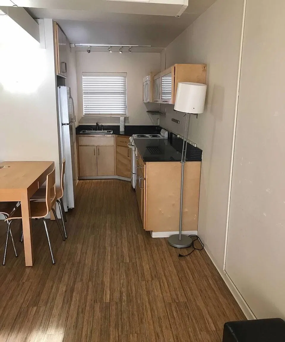 2 bed, 520 sqft, $900 — Photo 1