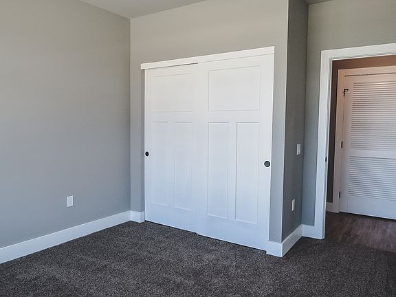 4th image of 3401 Fields South Dr #10905929