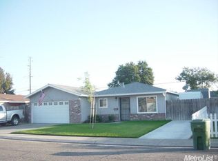 1008 Madsen Dr, Ripon, CA 95366