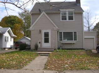 2015 Grant Ave, Rockford, IL