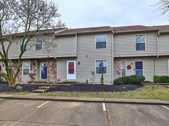 2nd image of 5019 Columbia Cir #15-62