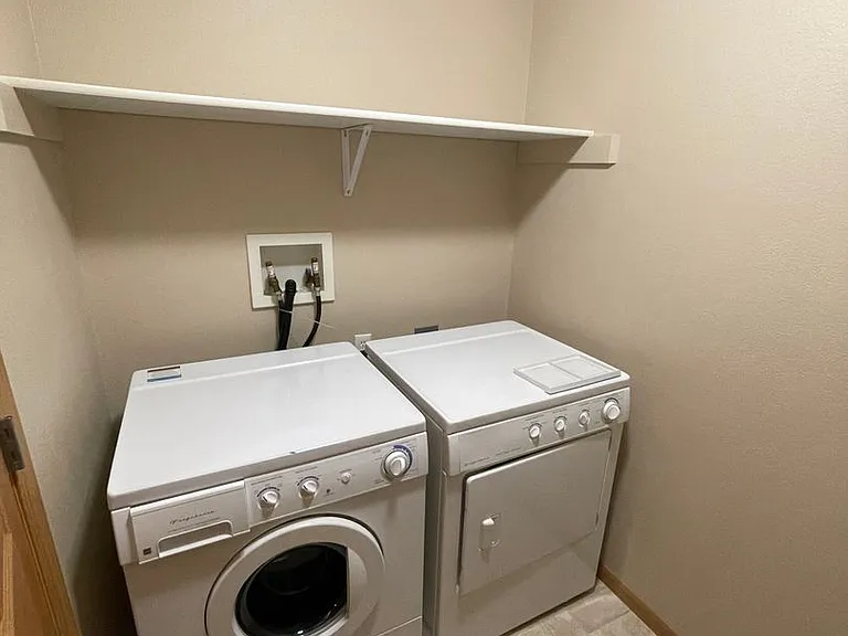 Jackson Apartments — Photo 11