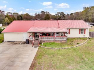 100 Seigler Rd, Pelzer, SC 29669