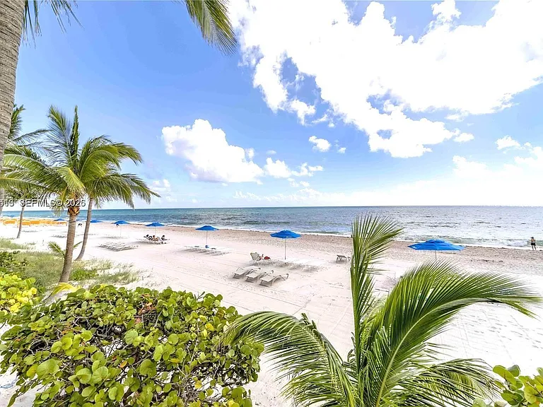 3900 Galt Ocean Dr #111 — Photo 5