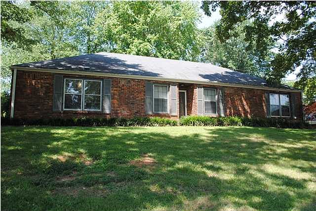 1st image of 42 E Lakeside Dr