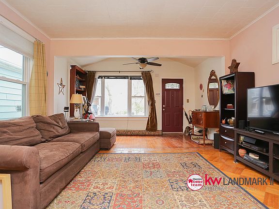 4th image of 10419 120th St