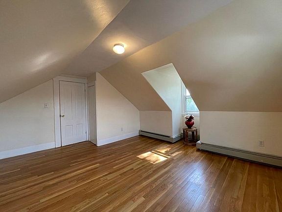 4th image of 272 Newtonville Ave #272