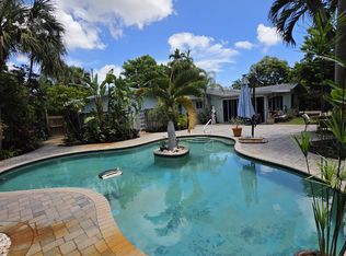 600 NW 33rd St, Oakland Park, FL 33309