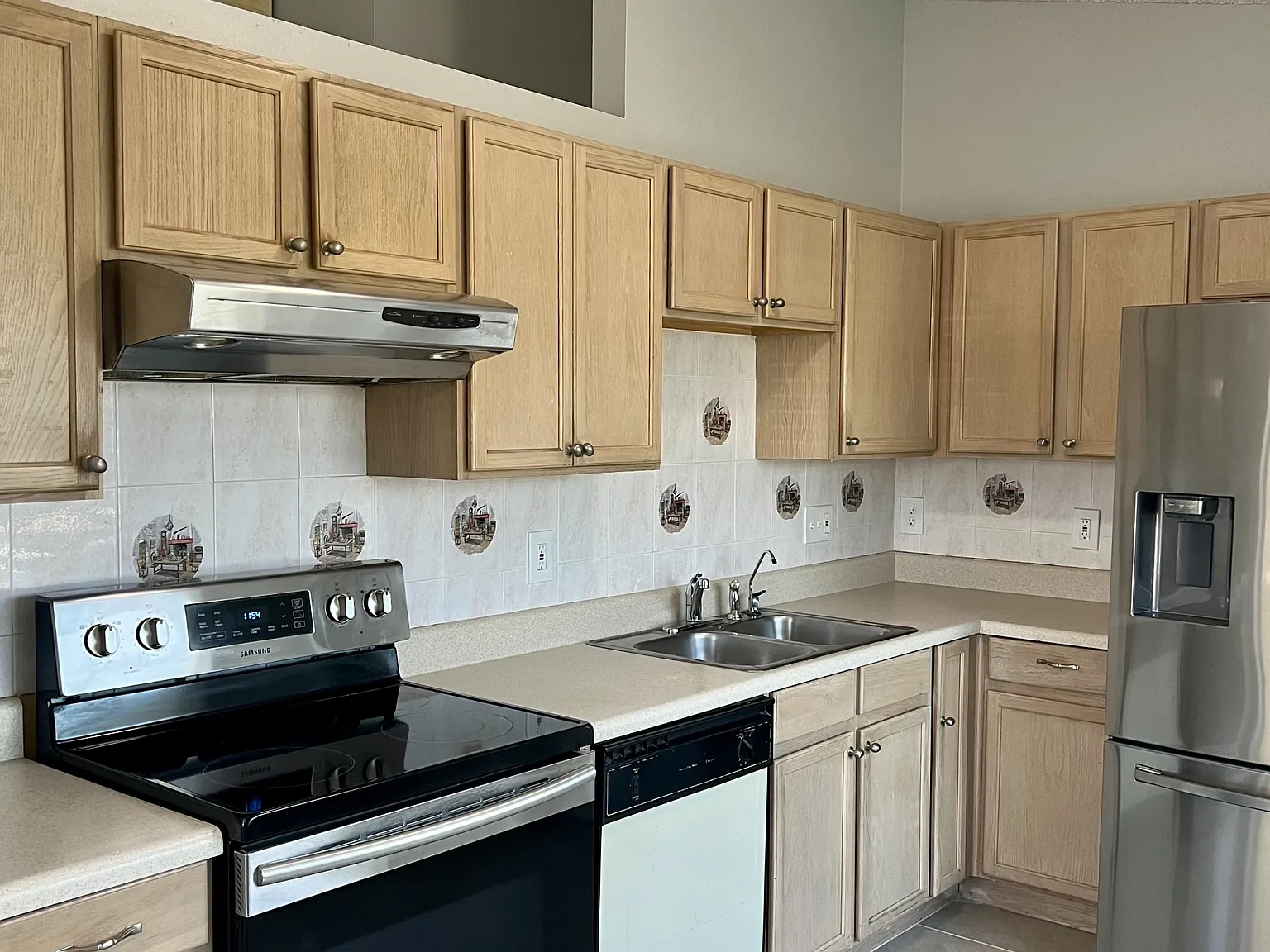 2386 Harbor Town Drive - 1 — Photo 4