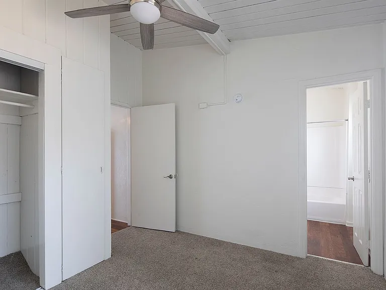 Aztec Lofts Apartments — Photo 26