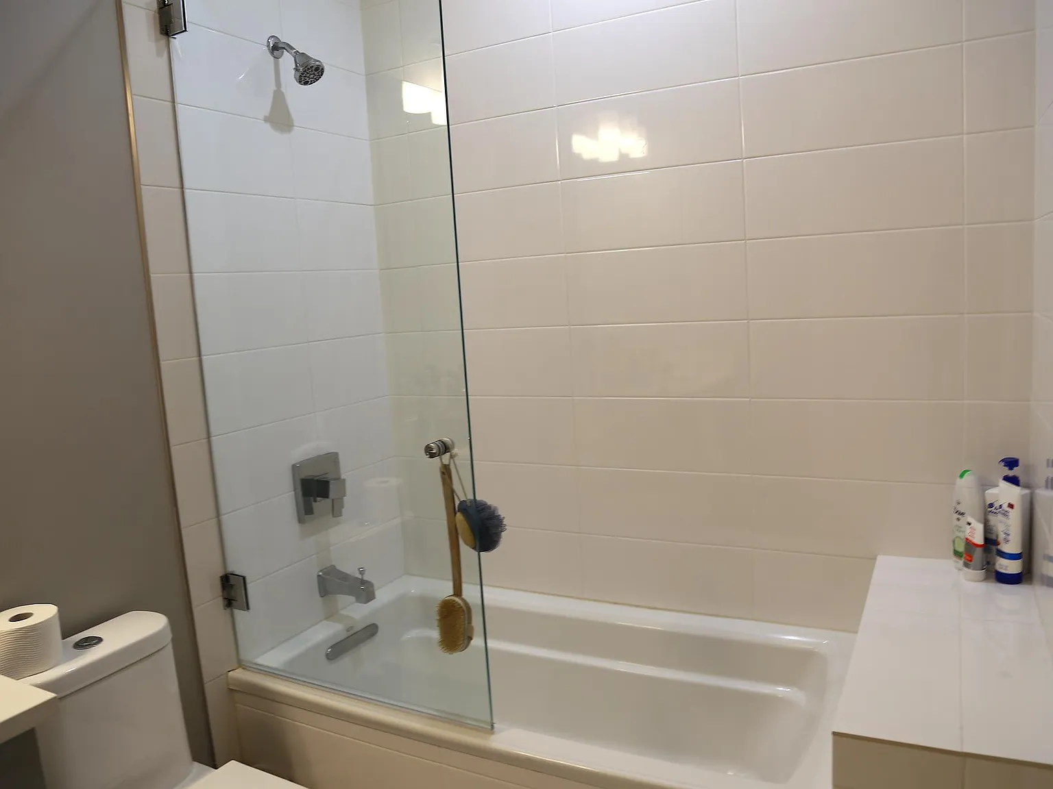 2 bed, 1200 sqft, $2,650 — Photo 2