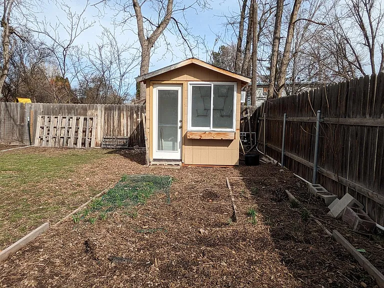 4310 W Clark St — Photo 12