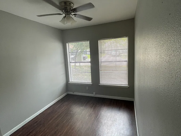 5940 Glacier Sun Dr — Photo 4