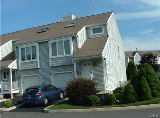 81 Sandpiper Cres, Milford, CT 06460