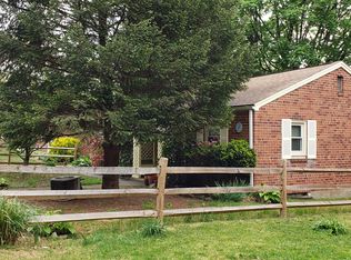 415 Hillside Rd, New Cumberland, PA 17070