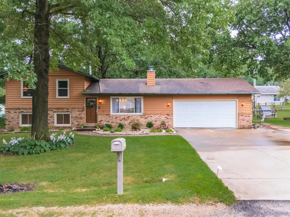 8088 Elm Ave, Downs, IL 61736