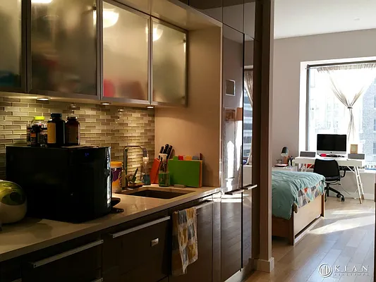 Rented by Kian Realty | media 30