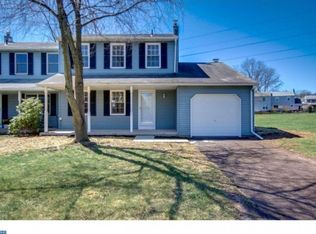 386 Cambridge Cir, Harleysville, PA 19438