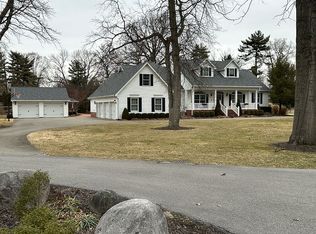 110 Allendale Ln, Terre Haute, IN 47802