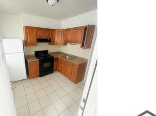 6020 Upland St #1, Philadelphia, PA 19142
