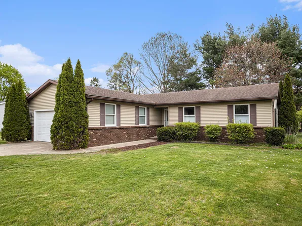 56945 Chippewa Dr, Three Rivers, MI 49093