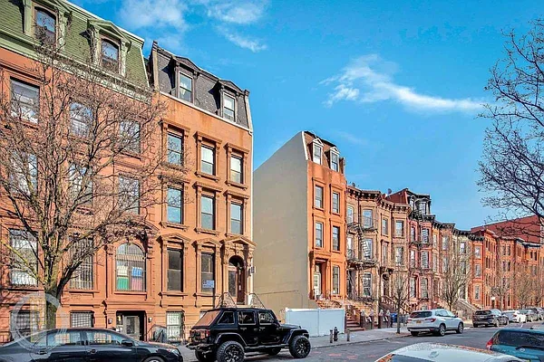 Rented by Brooklyn Rentals NYC | media 12