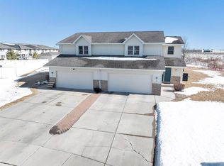 1700 Burgoyne Ct, De Pere, WI 54115