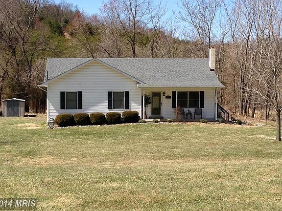 3rd image of 41 Brush Mountain Rd