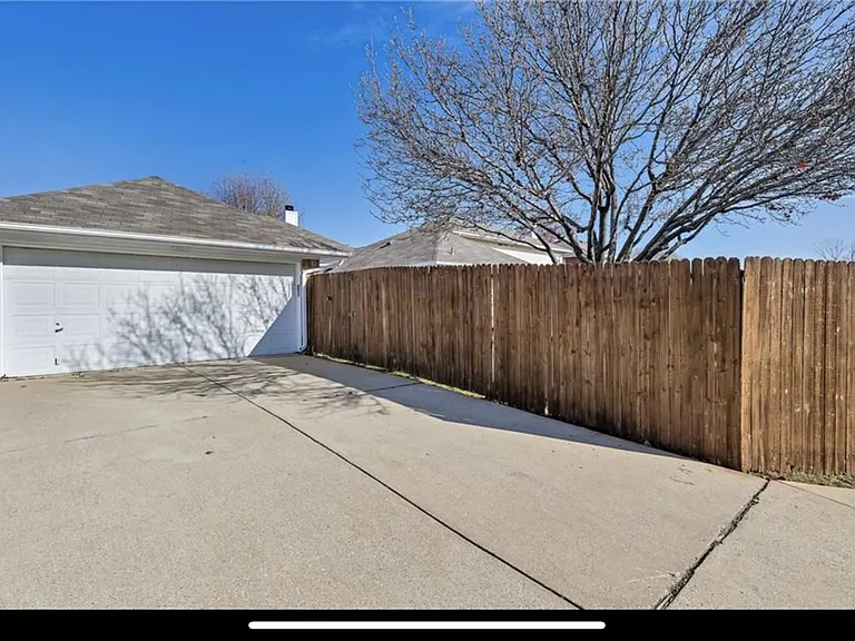 4913 Spanishmoss Dr — Photo 23