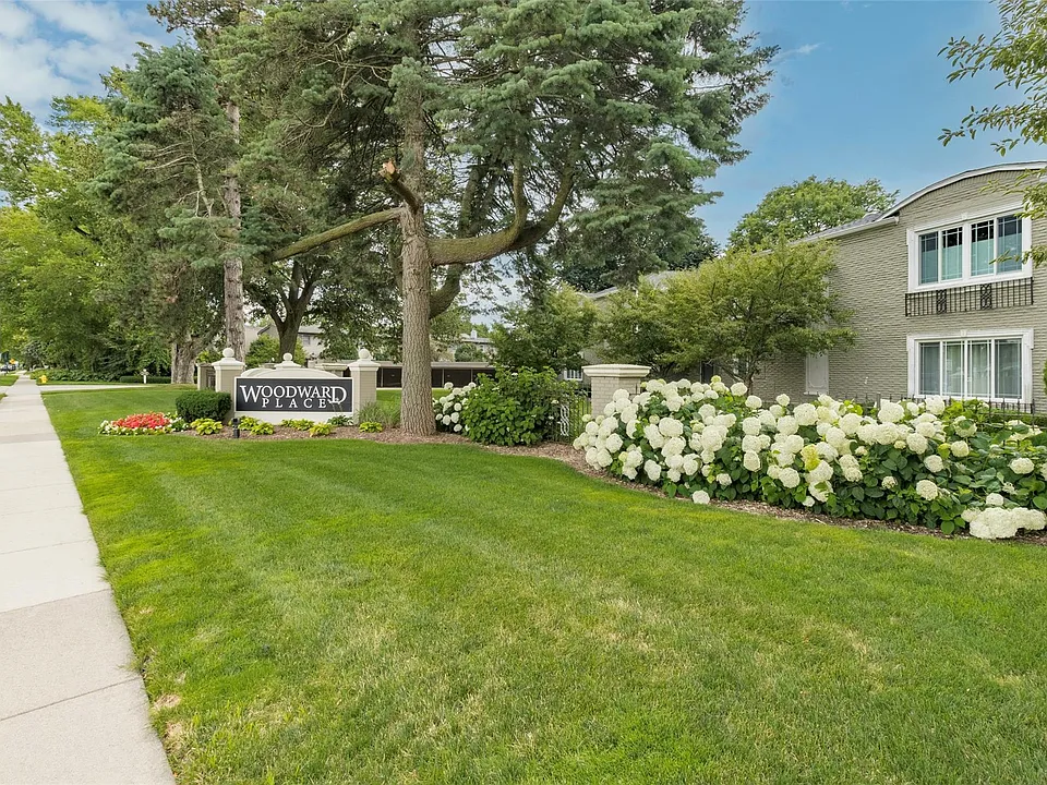 1111 N Old Woodward Ave #1