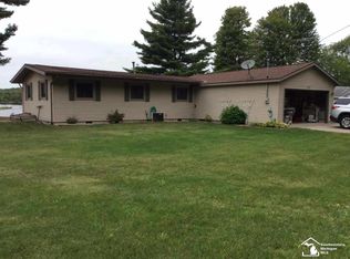 713 Peace Haven St, Gladwin, MI 48624