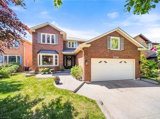 1246 Old Carriage Way, Oakville, ON L6M2E4