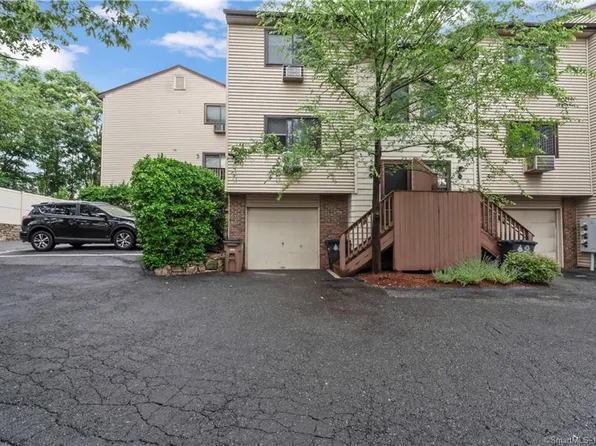 60 Lawn Avenue #41, Stamford, CT 06902