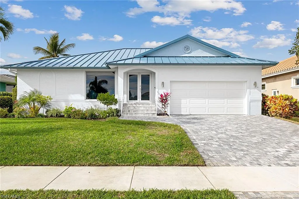3 bed, 2.0 bath, 1499 sqft, $8,000 — Photo 1