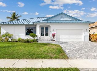 690 Amber Dr, Marco Island, FL 34145