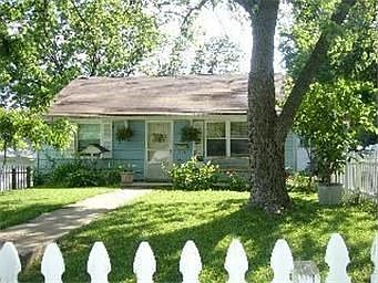 1st image of 2818 Highland Dr