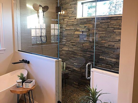 Master Bath Walk-In Shower
