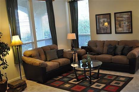 2nd image of 1724 Portola Ct