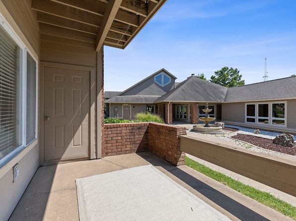 8130 S Lakewood Pl #8122-2